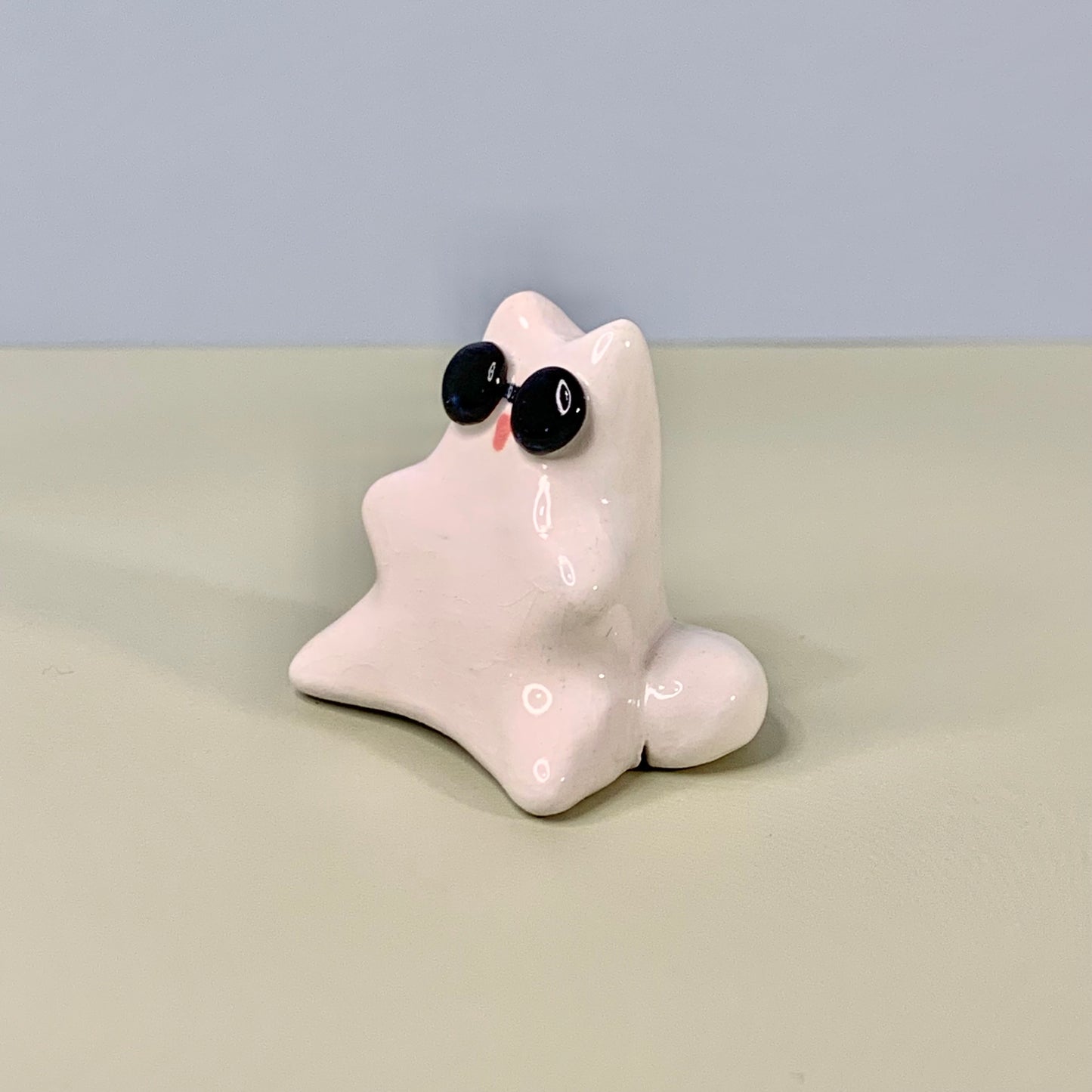 Gojo Kitty Jujitsu Kaisen Inspired Ceramic Figurine