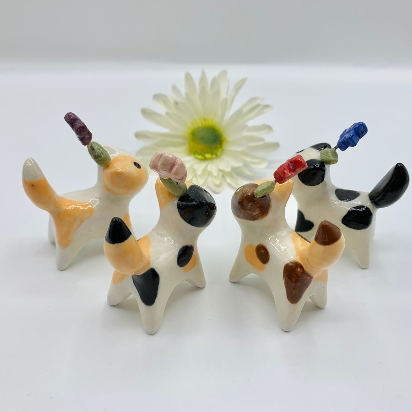 Flower Bouquet Ceramic Spotted Cats