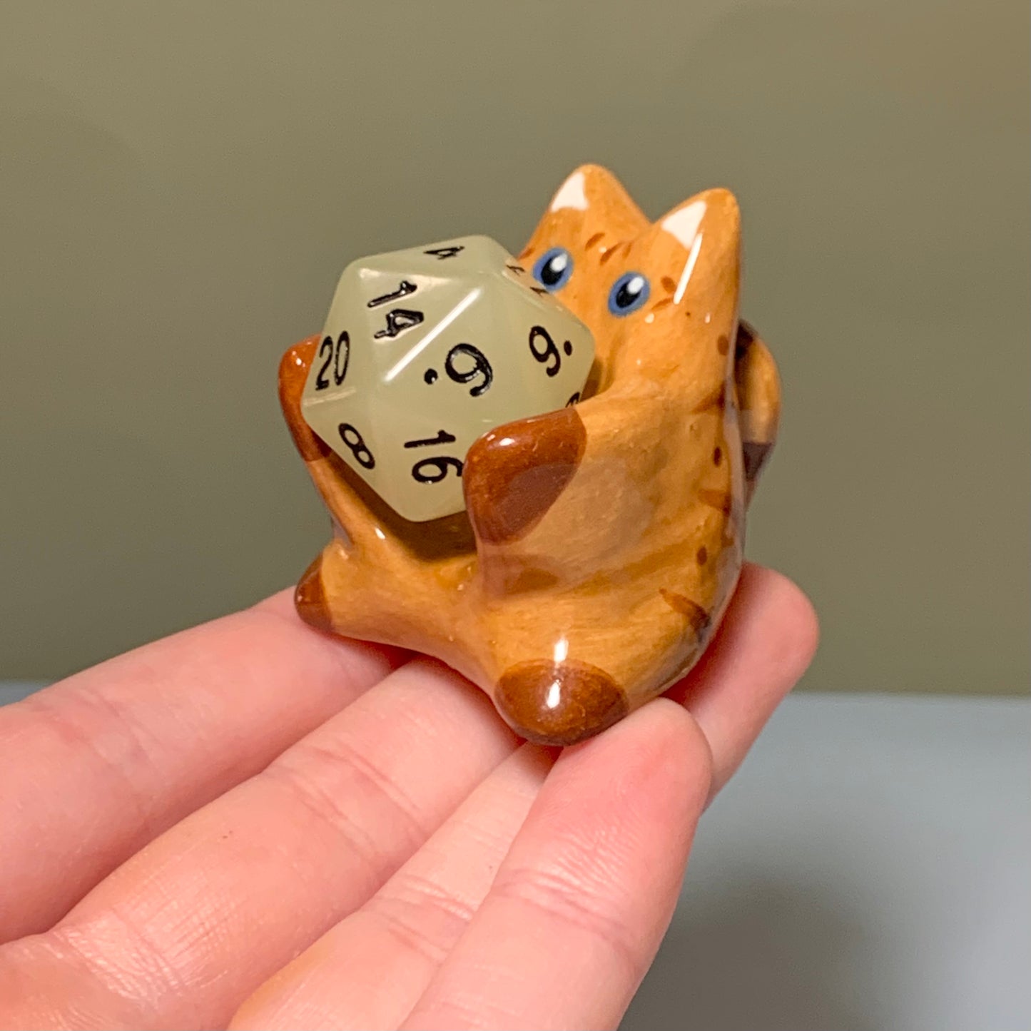 Mighty Nein Frumpkin Cat Dnd Companion D20 Holder