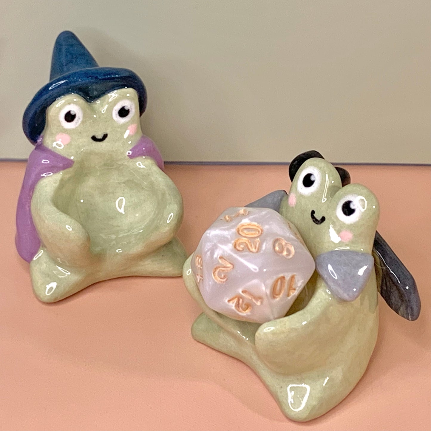 Frog Dnd Companion D20 Holder