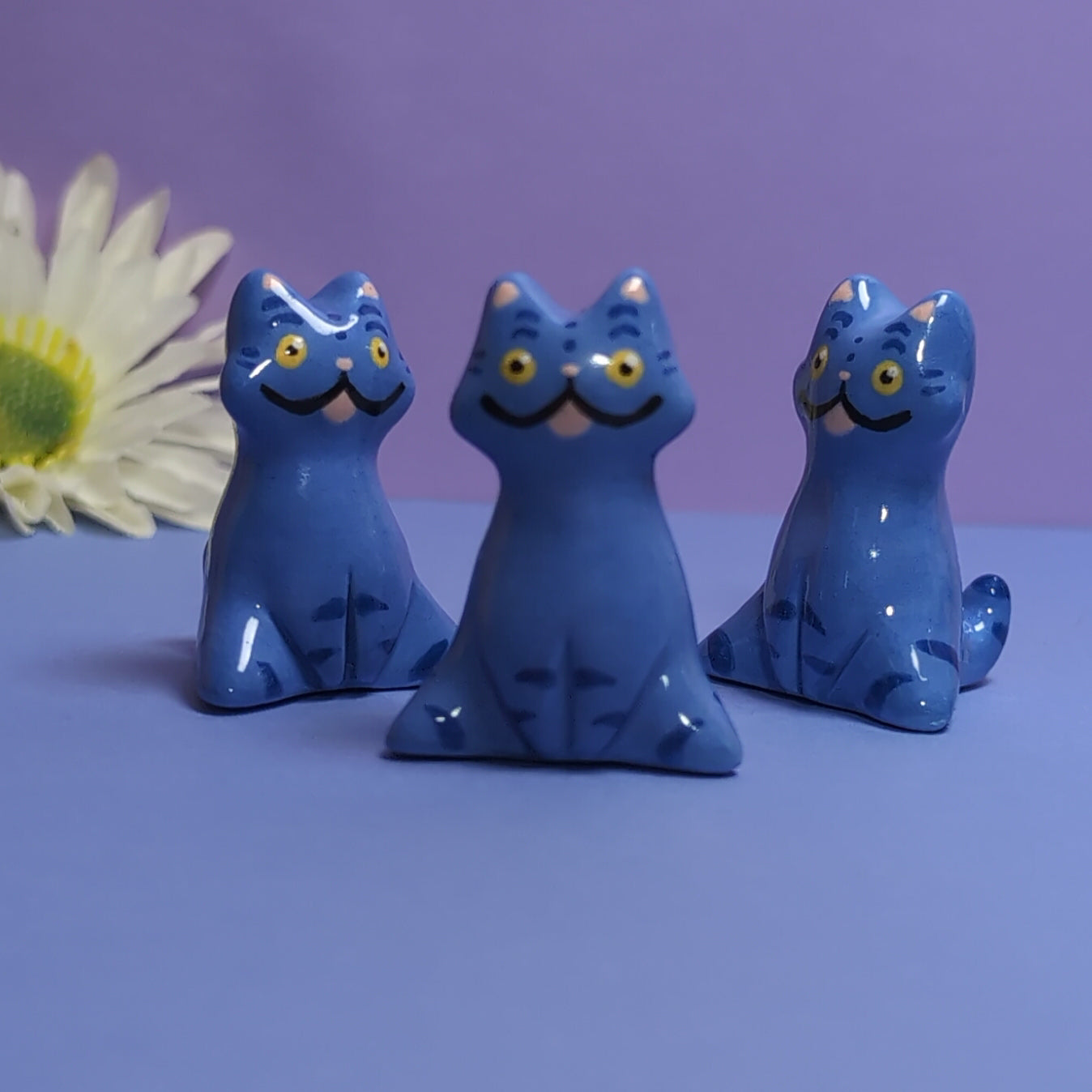 KPDH Derpy Cat Ceramic Figurine