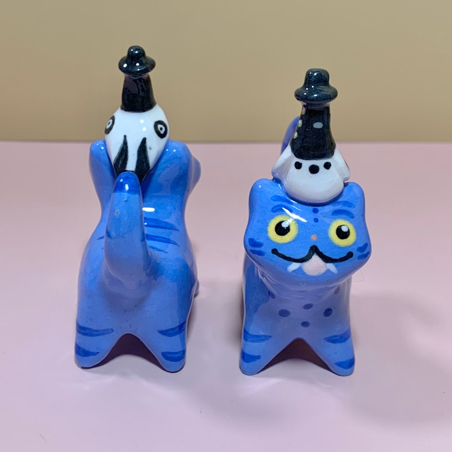 KPDH Sussie and Derpy Cat Ceramic Figurine