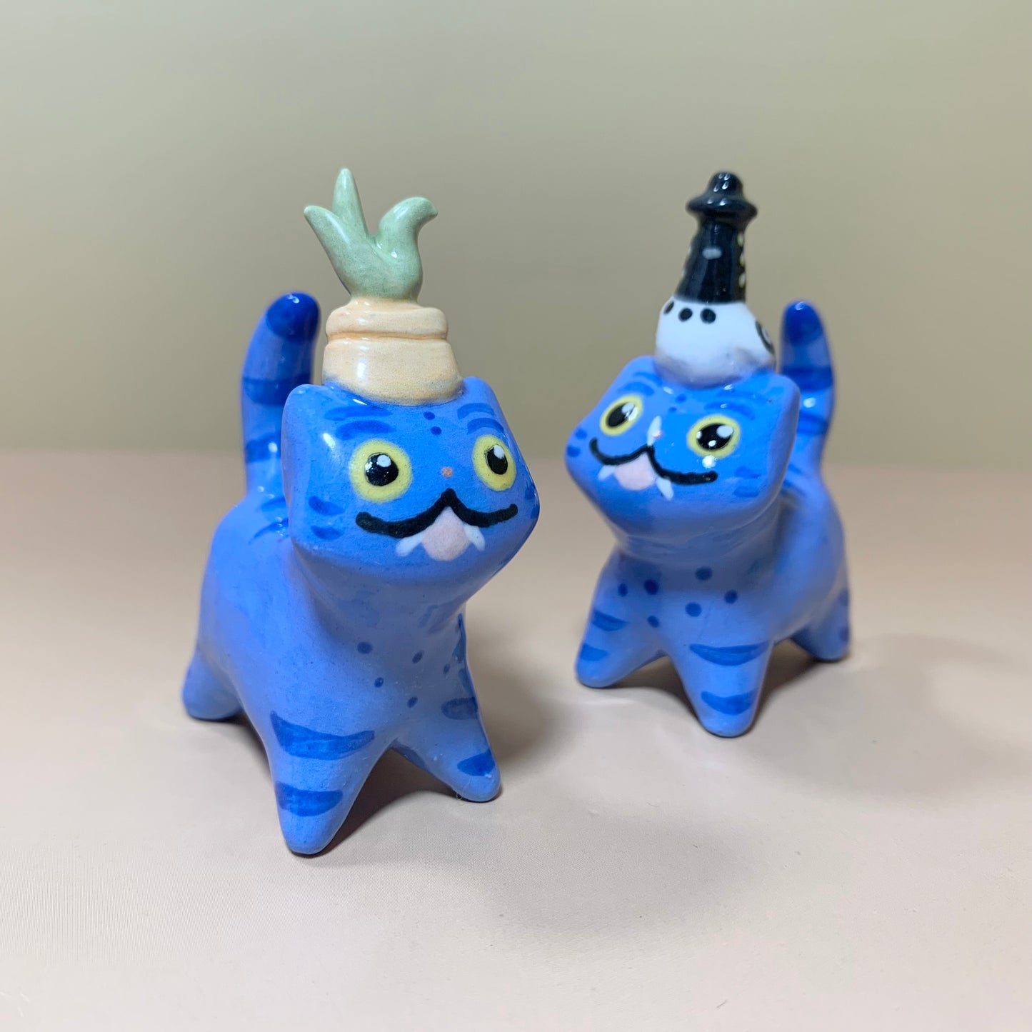 KPDH Derpy Potted Plant Cat Ceramic Figurine