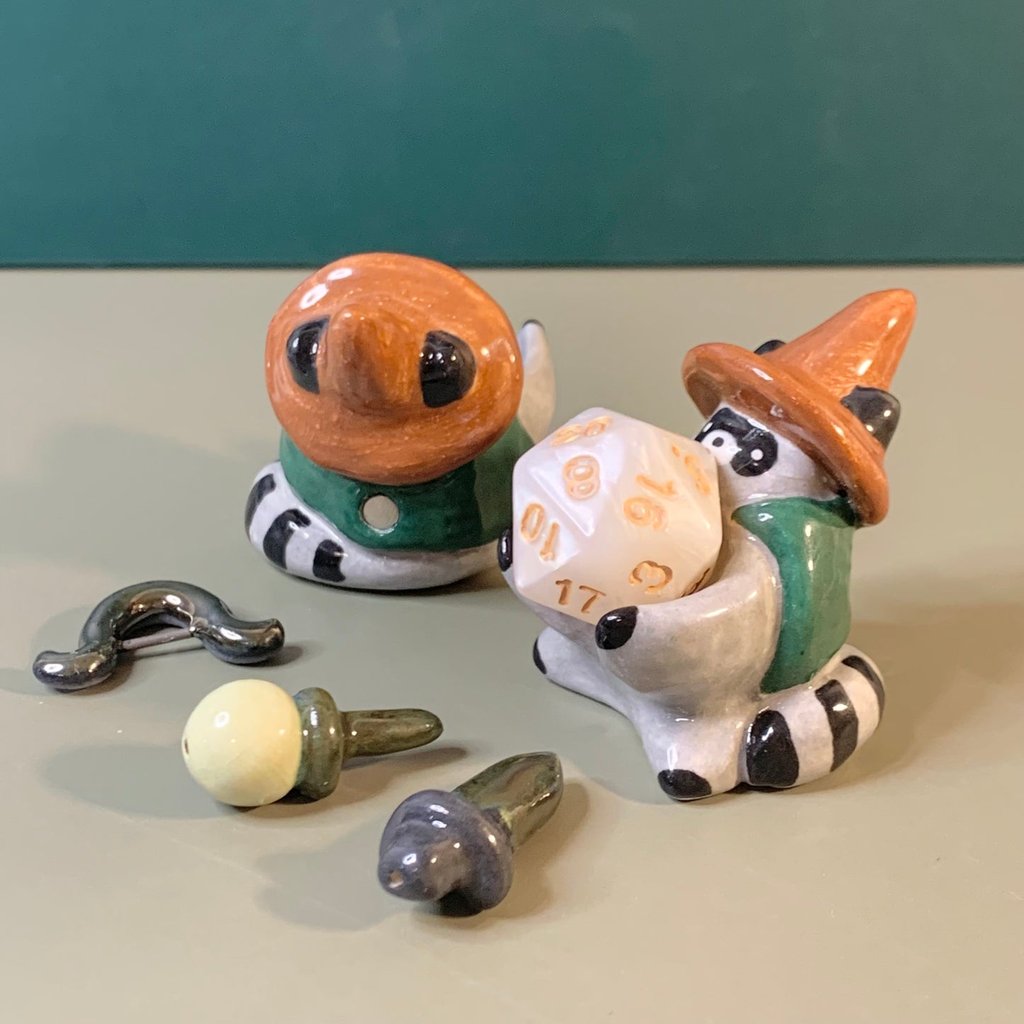 Companions w/ Weapon Attachments Dnd D20 Holder
