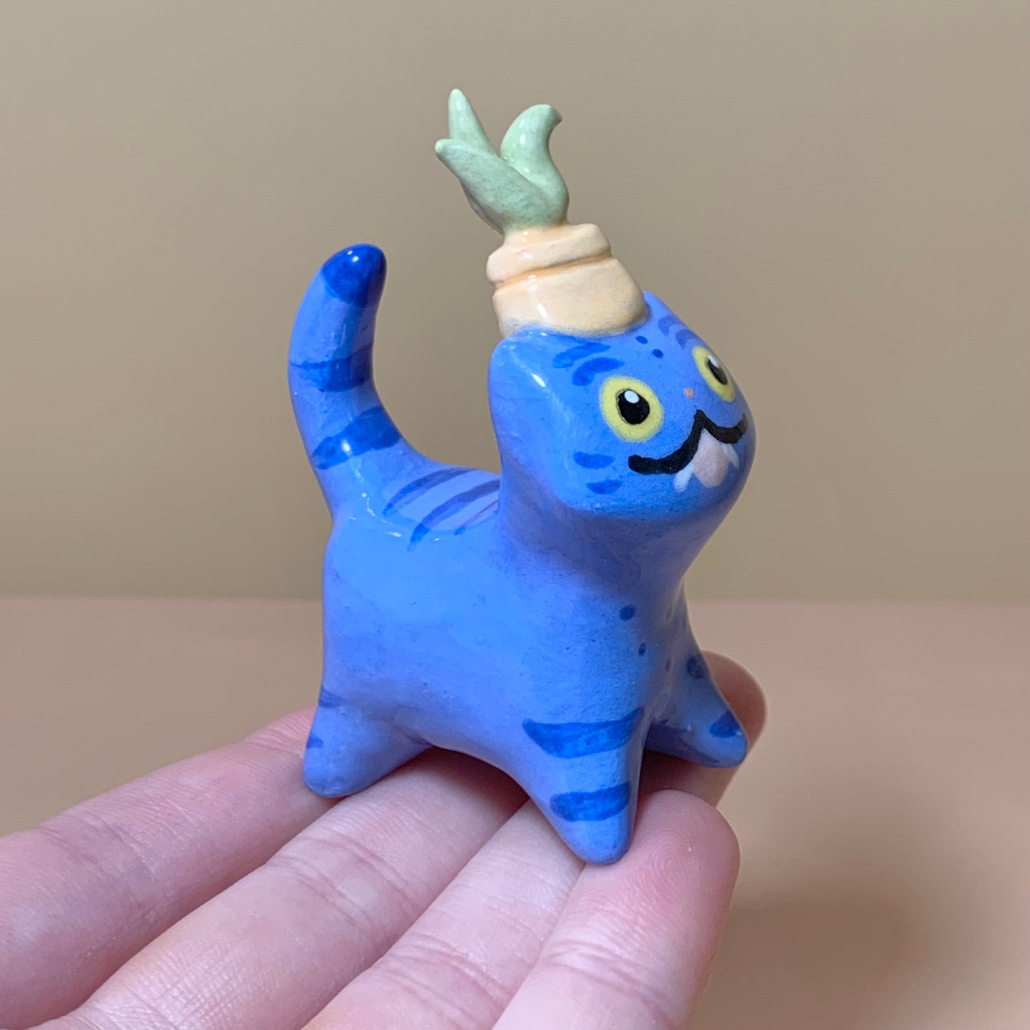 KPDH Derpy Potted Plant Cat Ceramic Figurine