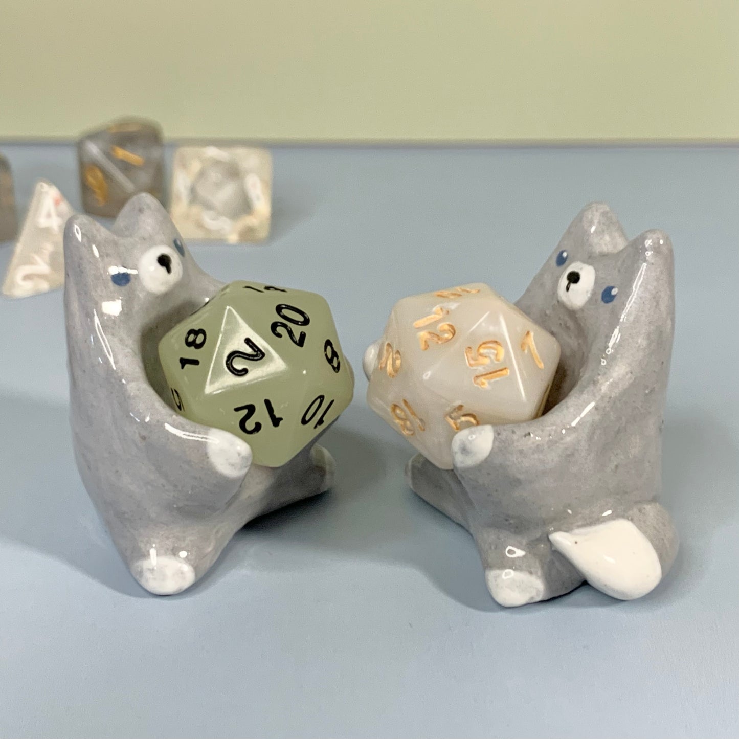 Grey Wolf Dnd Companion D20 Holder