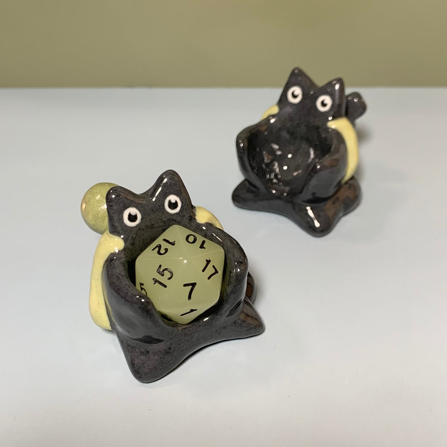 Dnd Companion Cat D20 Holder with Attachments
