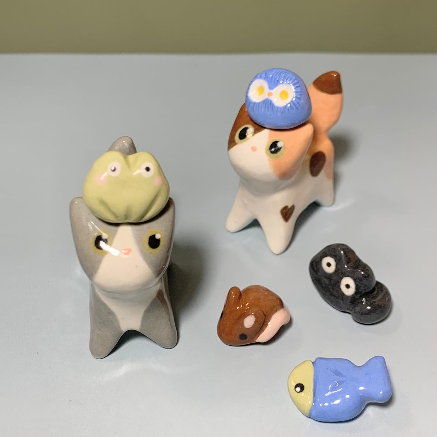Magnet Animal Set Kitty Cat Ceramic Figurine with Attachments