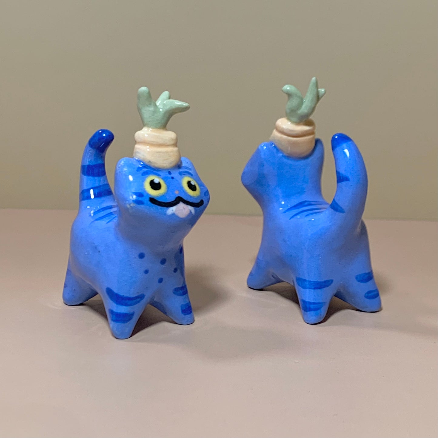 KPDH Derpy Potted Plant Cat Ceramic Figurine