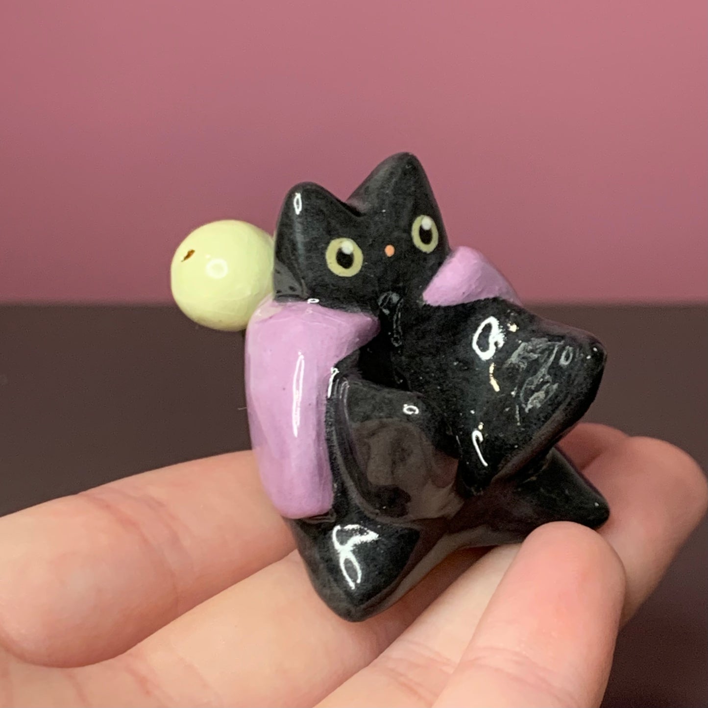 Cat w/ Weapon Attachments Dnd Companion D20 Holder