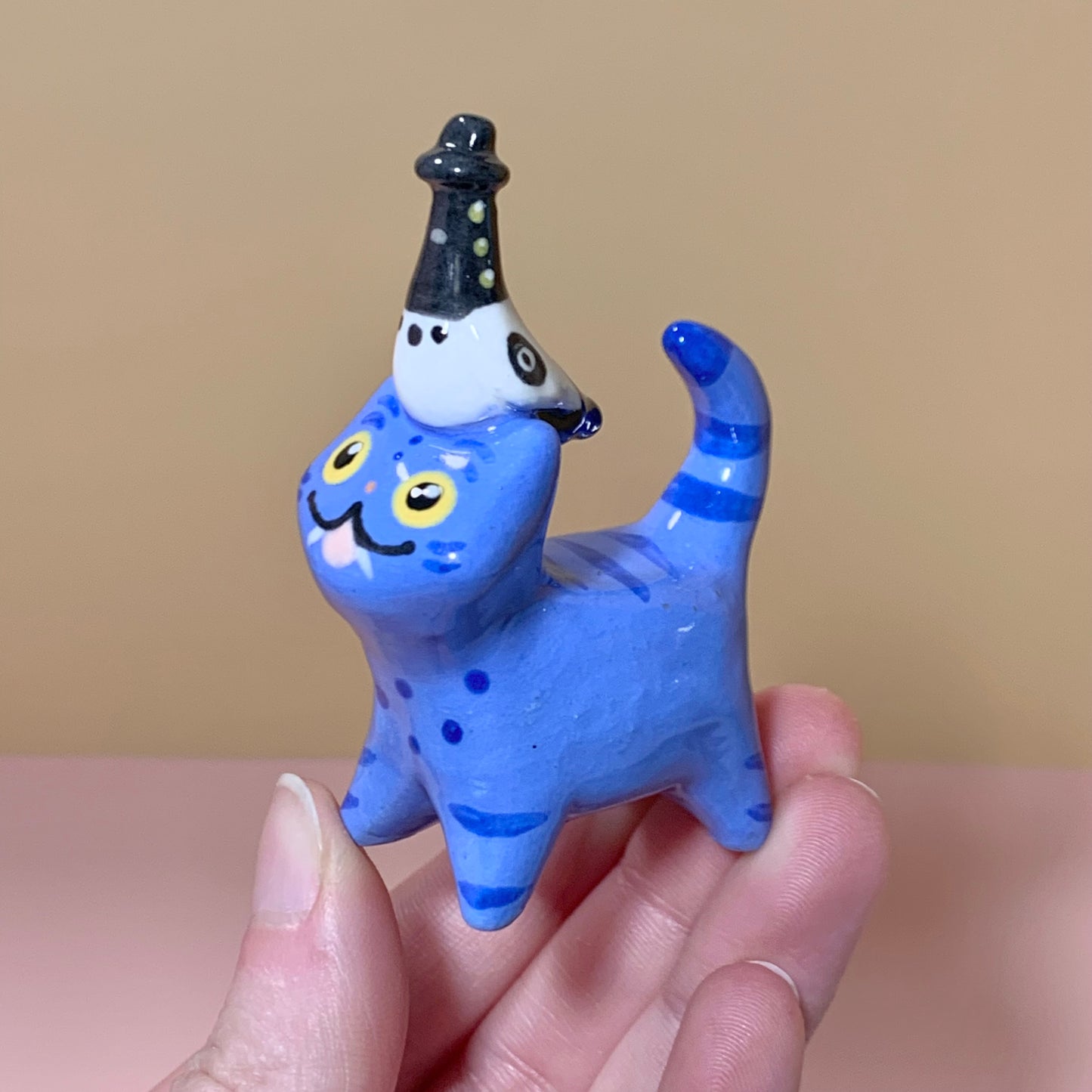 KPDH Sussie and Derpy Cat Ceramic Figurine