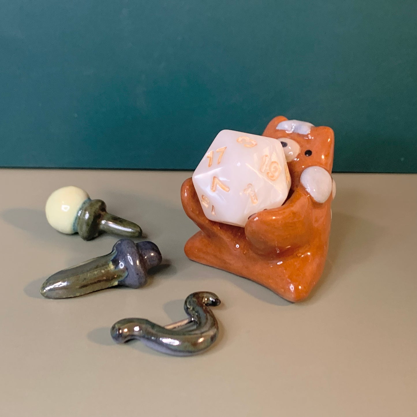 Critical Role Trinket w/ Weapon Attachments Dnd Companion D20 Holder