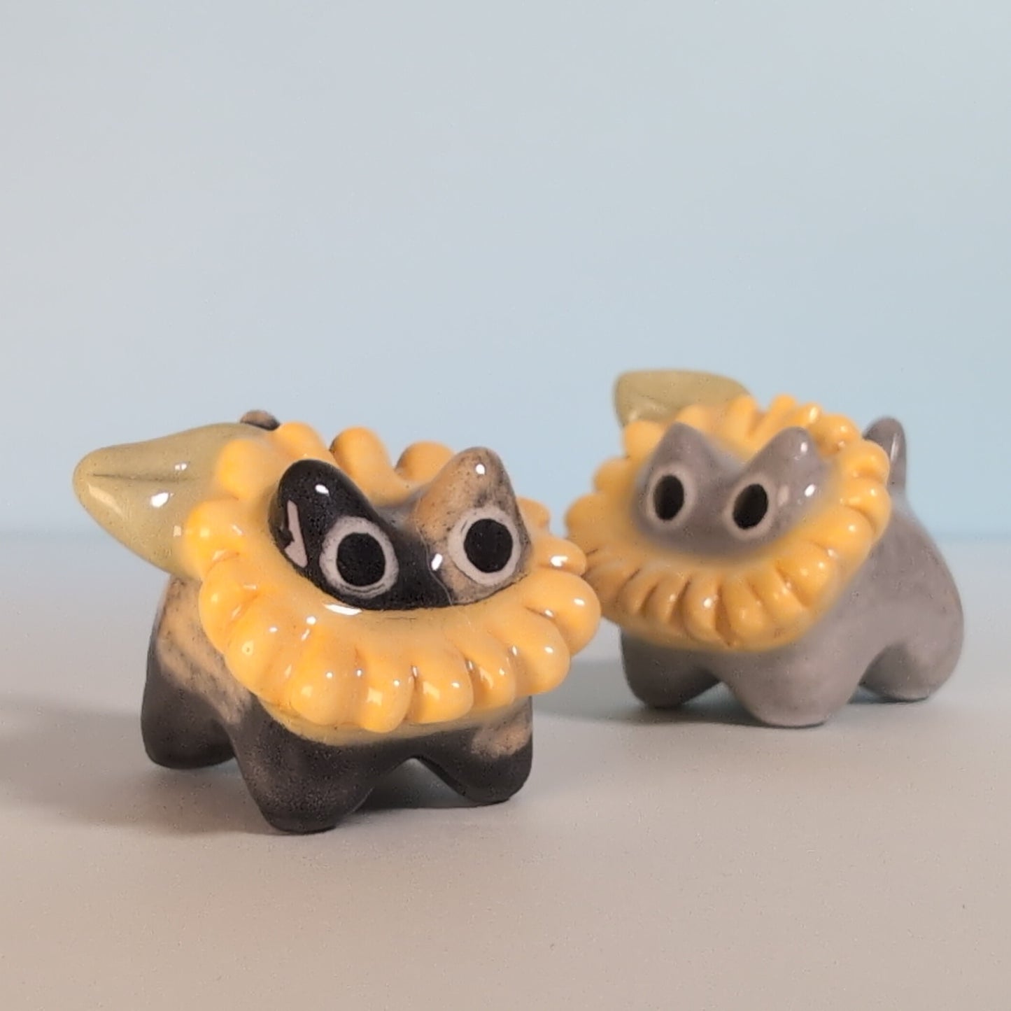 Mini Flower Kitty Cat Ceramic Figurine