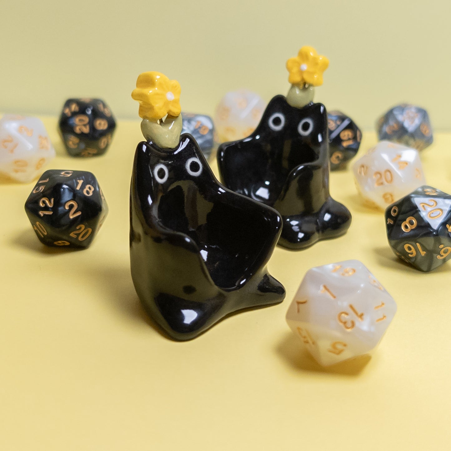 Flower Cat Dnd Companion D20 Holder