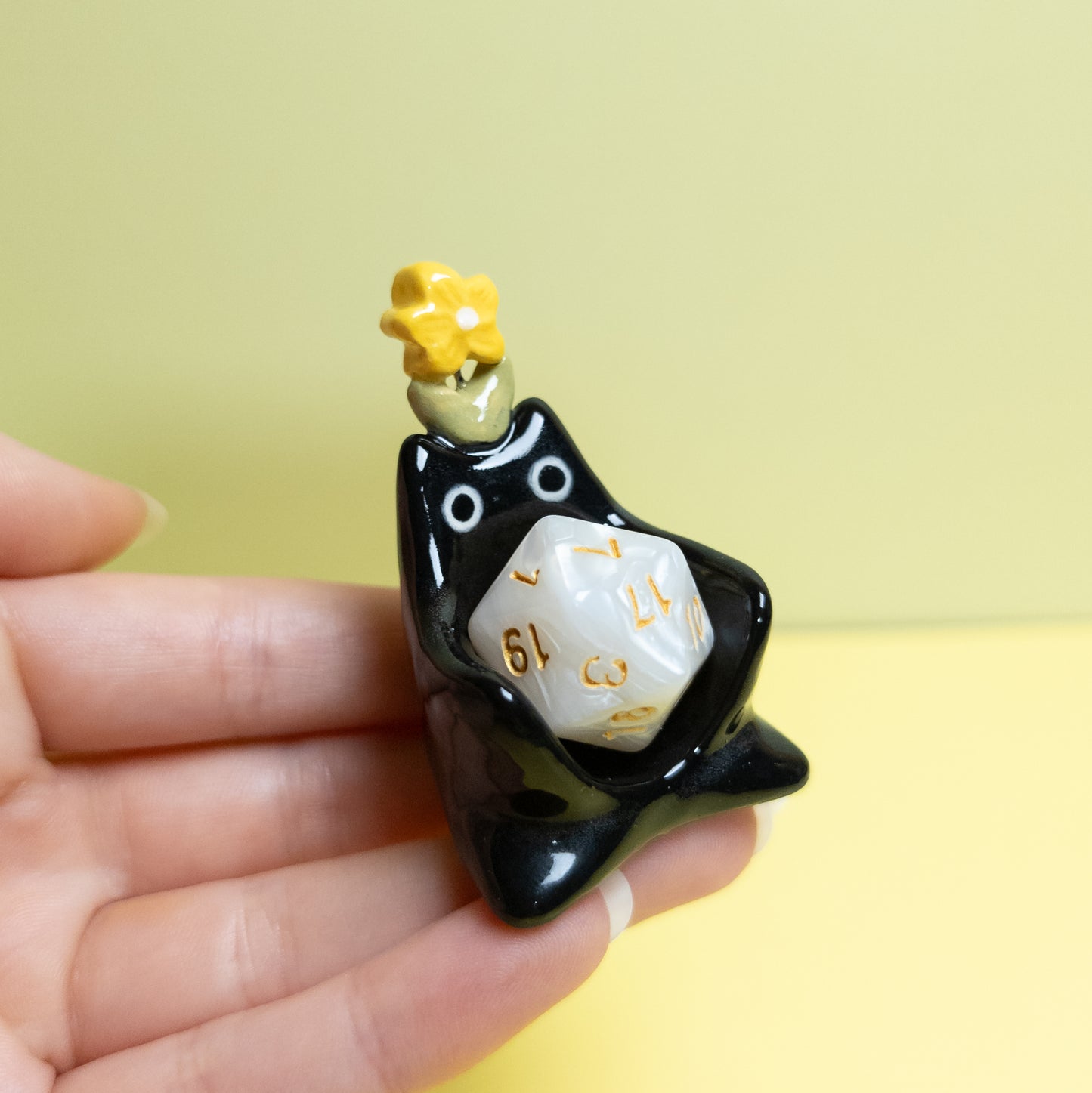 Flower Cat Dnd Companion D20 Holder