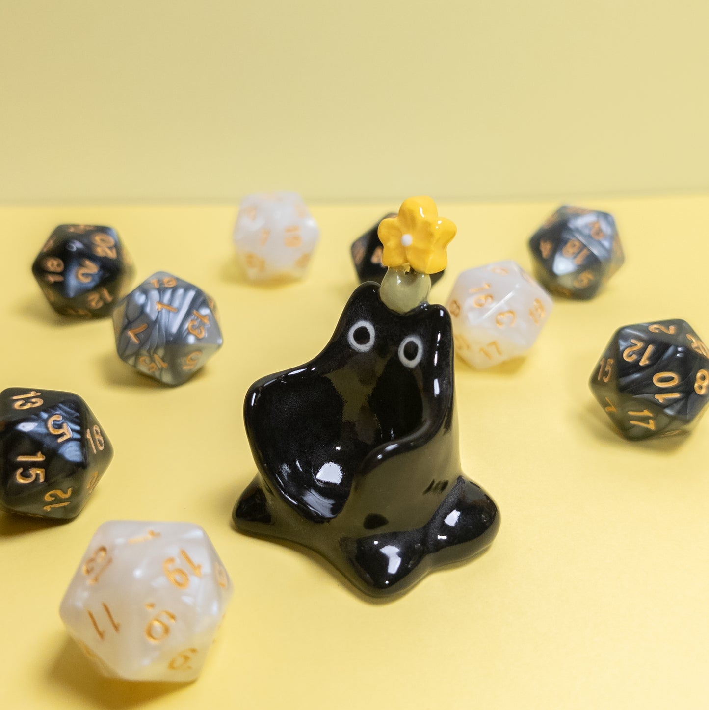 Flower Cat Dnd Companion D20 Holder