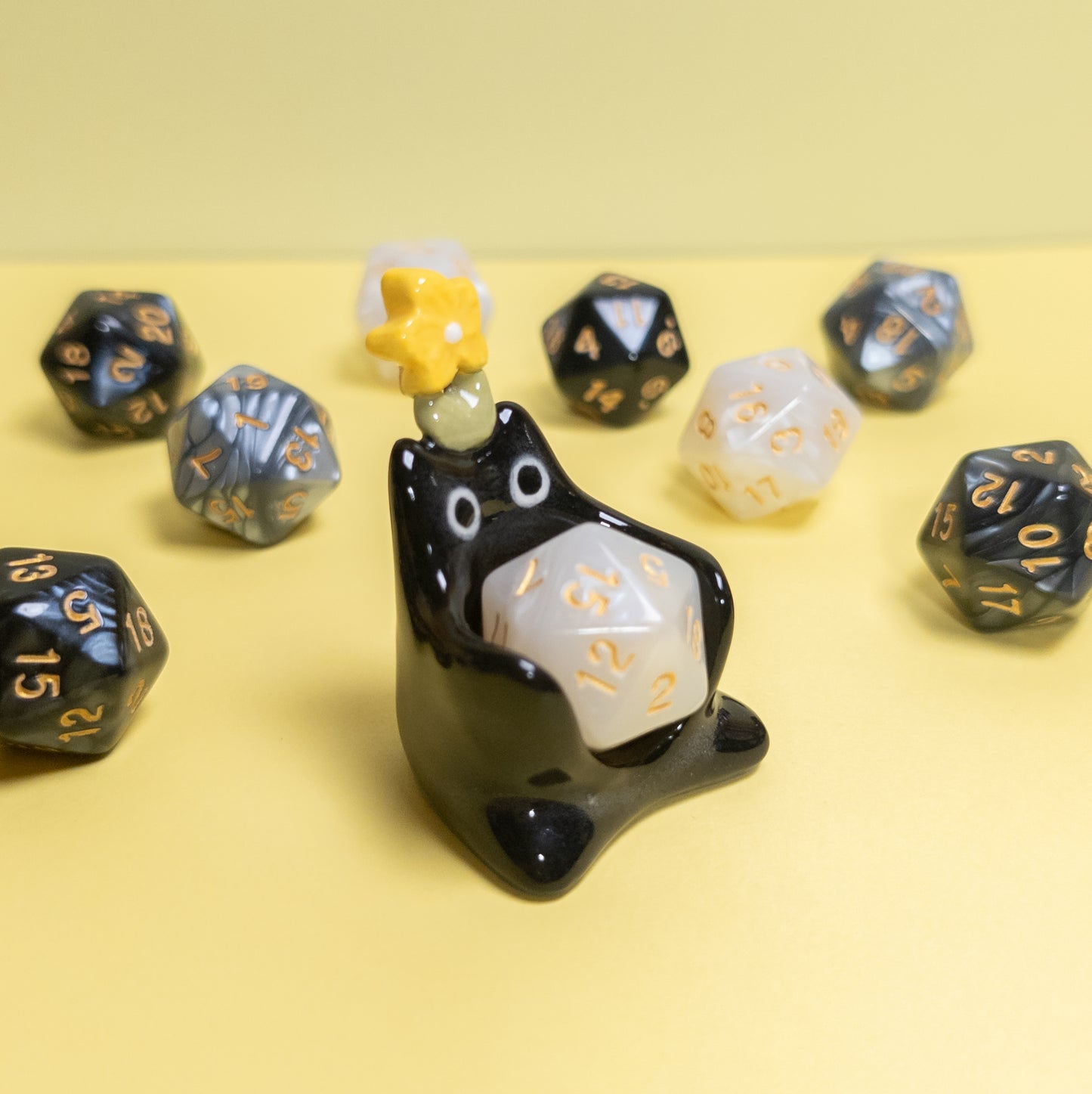 Flower Cat Dnd Companion D20 Holder