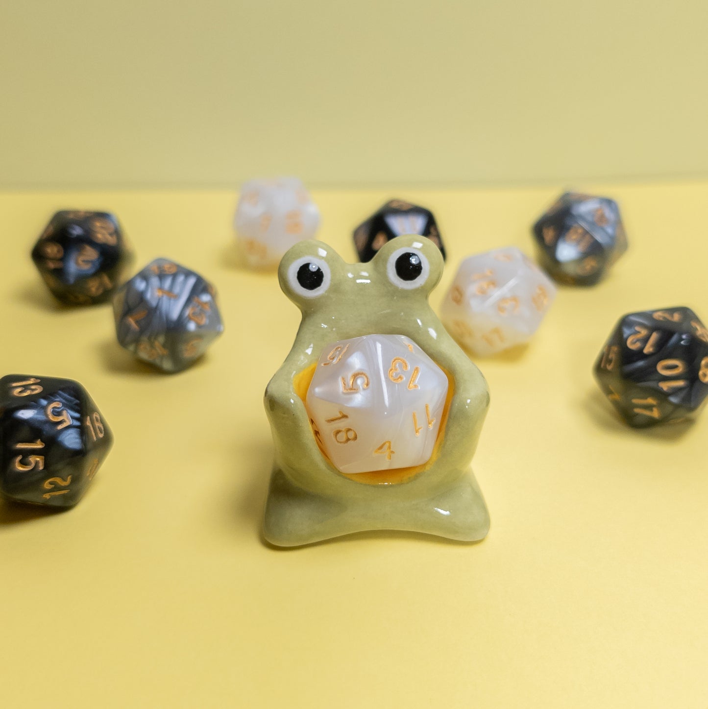 Dnd Frog Companion D20 Holder