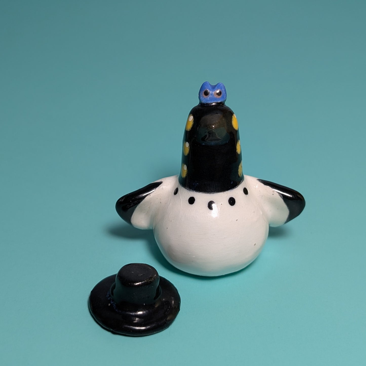 KPDH Susie with Removable Hat Cutie Ceramic Figurine