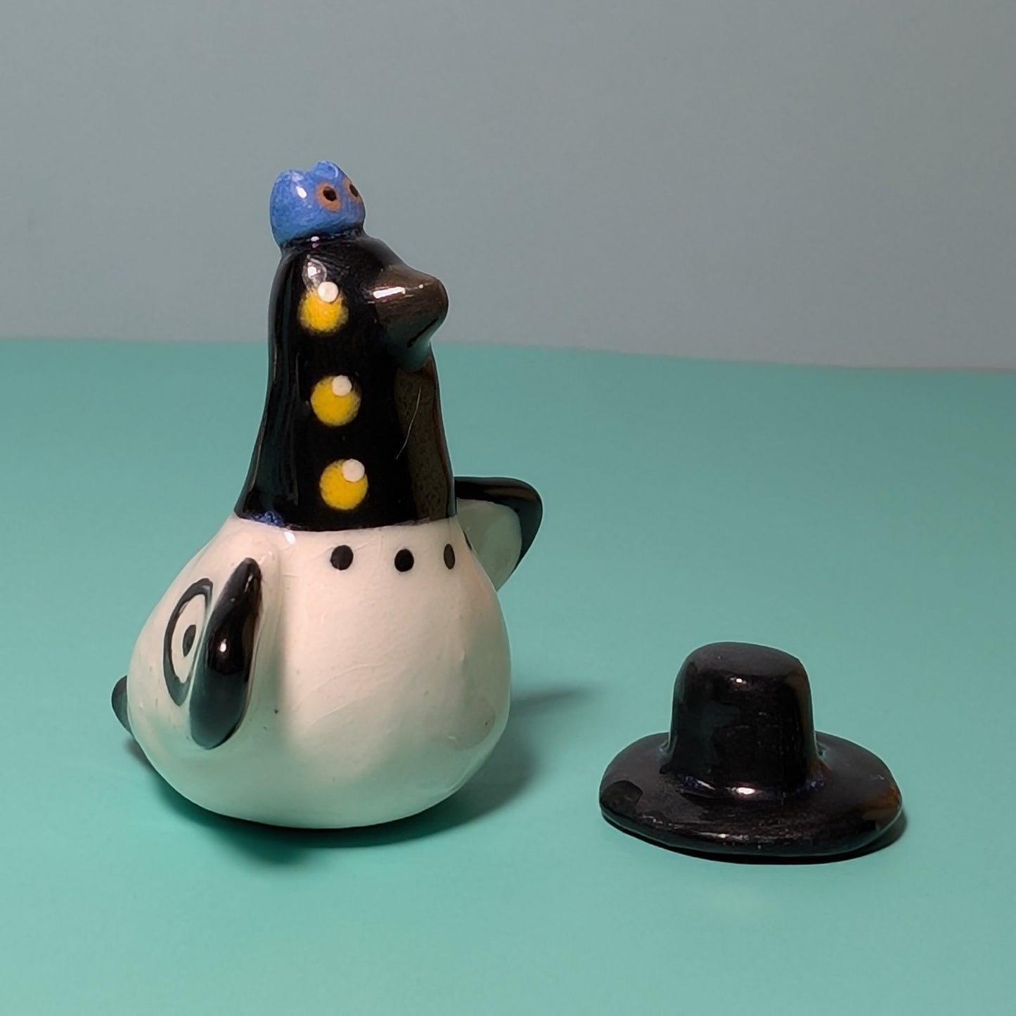 KPDH Susie with Removable Hat Cutie Ceramic Figurine