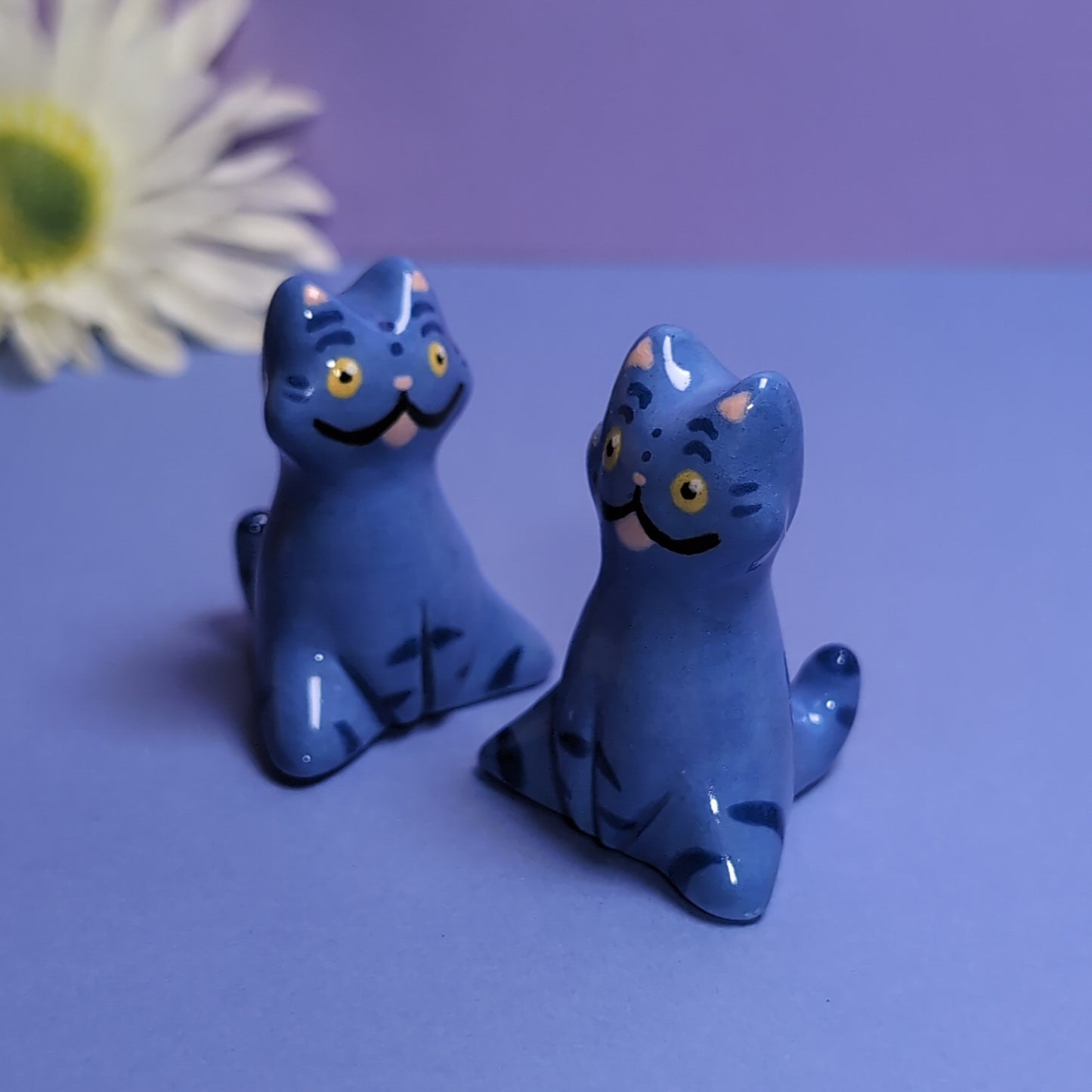 KPDH Derpy Cat Ceramic Figurine